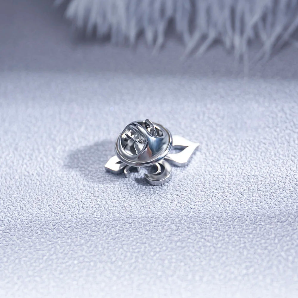 Pin de Lapela Flor Lirio