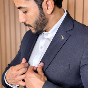 Lapela Noivo Pin com Iniciais para Casamento