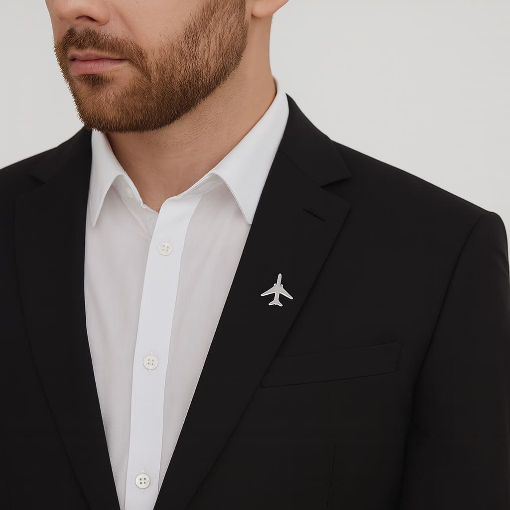 Pin de Lapela Aeronave Luks Premium | Acessório Elegante em Aço Inoxidável | Presente Exclusivo para Amantes de Aviação