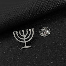Pin de Lapela Luks Masculino Menorá Judaica em Aço Inoxidável - Acessório de Terno, Decoração, Presente de Casamento